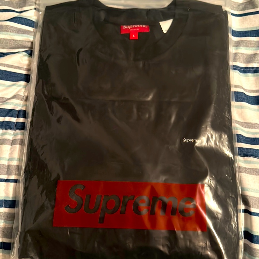 Supreme sweater